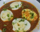 A picture of step 8 of Dhaba style Egg curry.
