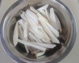 Hình bước làm 1 của món Nấm đùi gà chiên muối