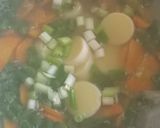 Foto langkah ke 4 dari resep Sup Sayur Tofu Udang.