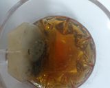 A picture of step 1 of Peach ice tea.