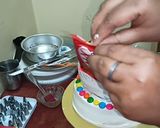 2 टायर किट कैट गेम्स चॉकलेट केक रेसिपी चरण 21 फोटो