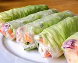 Hình bước làm 3 của món Gỏi Cuốn Ức Gà & Rau Củ Ngũ Sắc