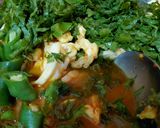 Foto langkah ke 3 dari resep Tumis Kol Pakis Ala Padang.