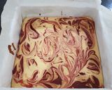 Foto langkah ke 9 dari resep Red velvet cream cheese brownies.