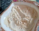 A picture of step 1 of Aloo k pakoray.