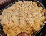 Foto del paso 4 de la receta Arroz frito con salmón y gambas