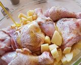 Sült csirkecomb vele sült krumplival recept fázis 3 fotója