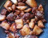 A picture of step 2 of Wet fried pork.