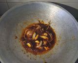 Gambar langkah 2 resipi Udon Goreng Kicap.