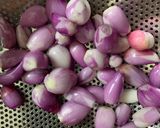Hình bước làm 1 của món Cá lăng trộn hành tím