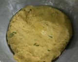 A picture of step 2 of Gujrati Methi Thepla.