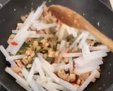 A picture of step 2 of Stir Fried Clear Flat Noodles and Chicken With Basil.