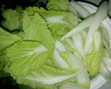 Foto langkah ke 3 dari resep Sawi putih Kuah segar jagung manis.