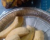 Foto langkah ke 3 dari resep Pisang bolen lilit.