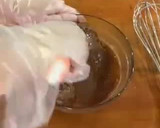 Foto langkah ke 3 dari resep Mochi Chocolate Cream Strawberry.