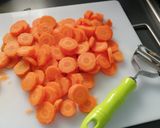 Foto del paso 1 de la receta Crema fría de zanahoria, queso crema y naranja