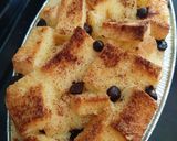 Foto langkah ke 6 dari resep Bread Pudding with Custard Sauce.