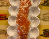 Foto del paso 3 de la receta: Bombones de salmón ahumado con mousse de queso