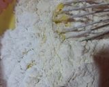 صورة لخطوة 4 من وصفة كيك ببيضتين محشي مربى بذوق الفريز والفاني 🐼🌹👍