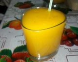 A picture of step 4 of Papaya mango smoothie.
