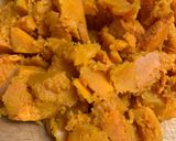 Foto del paso 3 de la receta: Sopa mestiza de calabaza para día de muertos