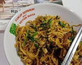 Foto langkah ke 5 dari resep Bakmi goreng kucai telur.
