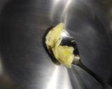 A picture of step 2 of Broccoli almonds creamy soup.