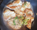 Foto del paso 7 de la receta: Pollo al vermouth, con puerros. #recetariocamino