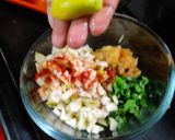 A picture of step 2 of 🍐Pear salsa with Nachos.