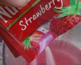 (27)Strawberry Jelly Drink langkah memasak 3 foto
