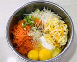 Foto langkah ke 2 dari resep Dadar wortel, kentang dan keju.