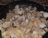 Foto del paso 4 de la receta: Espaguetis con sepia y almejas
