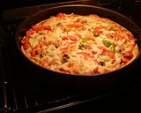 صورة لخطوة 6 من وصفة بيتزا 🍕 بالعجينة الأصلية الايطالية 😋🇮🇹