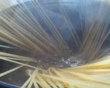Foto del paso 6 de la receta: Espaguetis con langostinos y atún