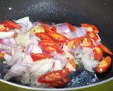 Foto langkah ke 3 dari resep Tumis Terong kecap Pedas.