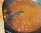 Foto del paso 6 de la receta: Chuleta de Sajonia a la plancha con repollo y patata rehogados