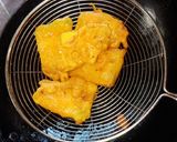 A picture of step 3 of Pumpkin Pakoda.