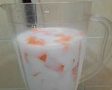 A picture of step 1 of Sweet melon shake 😍.