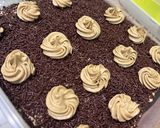 Foto langkah ke 4 dari resep Bolu mocca ceres 6 telur dan butter cream mocca jadul enak beneran 😍.