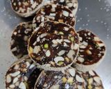 A picture of step 5 of Date Rolls !!.