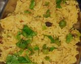 A picture of step 3 of Matar pulav.