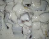 A picture of step 3 of Frozen Cookies and Cream.