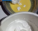 Foto langkah ke 2 dari resep Japanese Souffle Pancake.