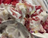 Joghurtos paradicsomsaláta recept fázis 2 fotója