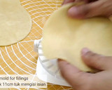 Foto langkah ke 4 dari resep KIBINAI (Lithuanian Meat Pies).