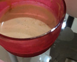 Foto langkah ke 5 dari resep Dalgona coffe (kopi kekinian) korean's coffe by @irre_desirre.