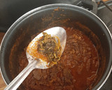 Foto del paso 3 de la receta: Bistec en salsa de tomate guaje asado