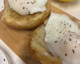 صورة لخطوة 4 من وصفة بيض بندكيت (Eggs Benedict)