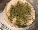 Une image de l'étape 2 de Riz à la cardamome et molokhia.