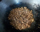 รูปขั้นตอนการทำที่ 2 ของ ผัดเผ็ดหมูสับพริกไทยอ่อน